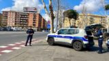 Roma, 52enne fermato su via Tuscolana: senza patente, auto non assicurata e precedenti penali