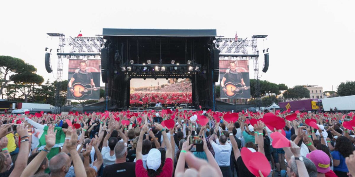 Roma, il Circo Massimo durante il concerto di Bruce Springsteen