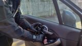 Roma, droga nascosta in auto a noleggio e contatori condominiali: 17 arresti