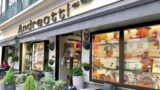 Roma, la pasticceria Andreotti riapre dopo il rogo di Natale