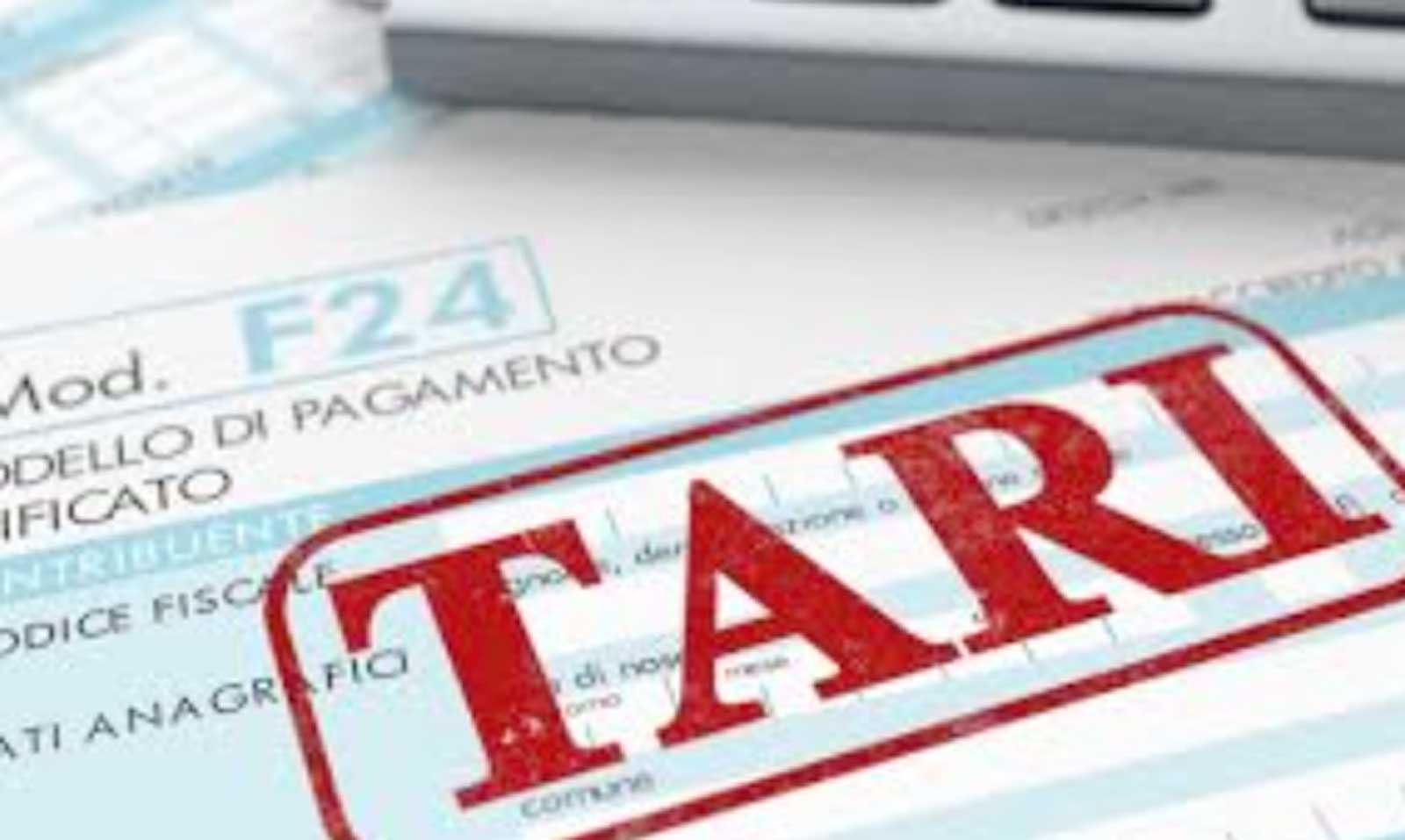 Una cartella Tari