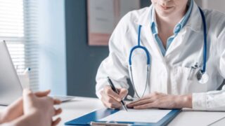 Medici di famiglia introvabili a Roma e provincia: pensionamenti e carenze mettono in crisi il sistema