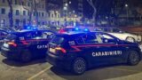 Roma, paura a San Lorenzo: 27enne minaccia con un coltello e rapina un passante