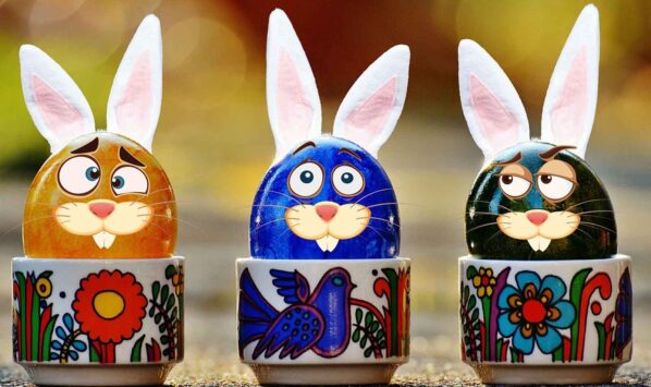 Frasi Pasqua 2025 gli auguri divertenti e originali da inviare oggi, immagini e video