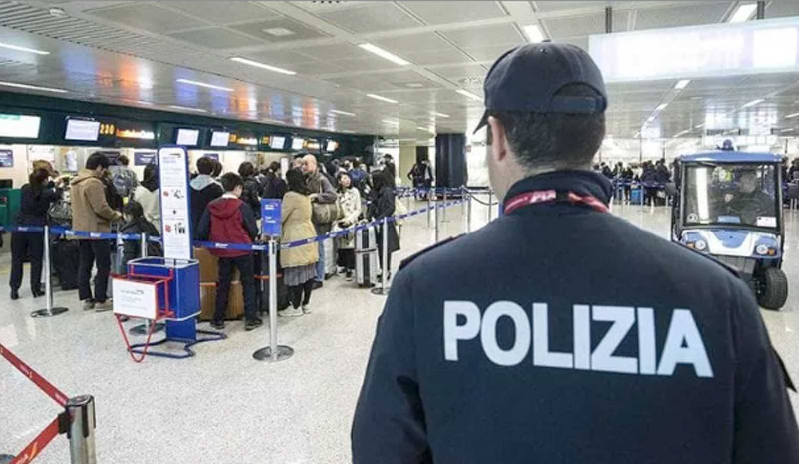 Polizia in azione a Fiumicino