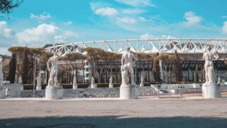 Slitta il derby Roma-Lazio, la Prefettura ‘scavalca’ la Lega Calcio: “Si giocherà lunedì sera”