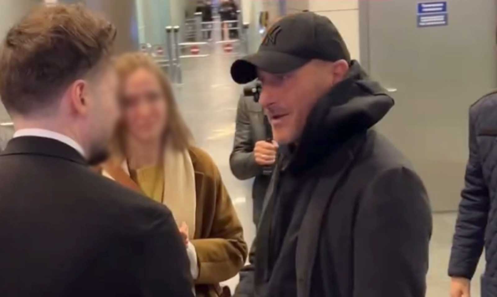 Tossi in Russia con il figlio Cristian