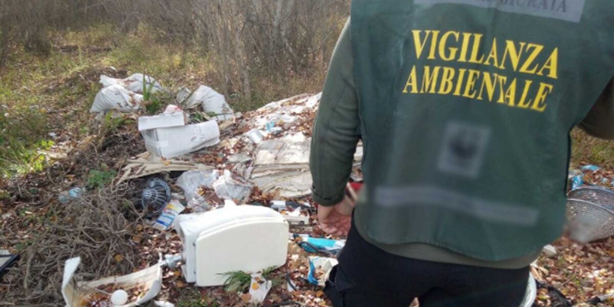 Un vigilante volontario come quelli che vuole presto istituire la Regione Lazio