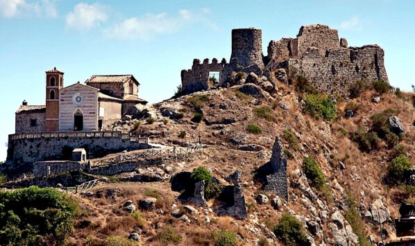 rocca dei frangipane - Tolfa