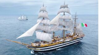 A Civitavecchia arriva l’Amerigo Vespucci: come prenotare una visita gratuita a bordo
