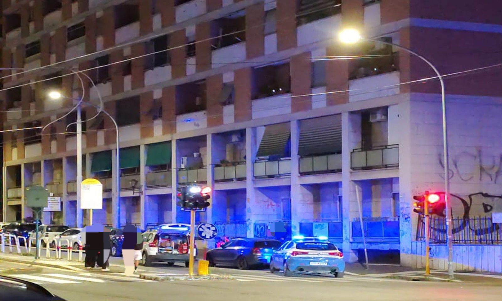 Ha un malore in strada e muore a Roma