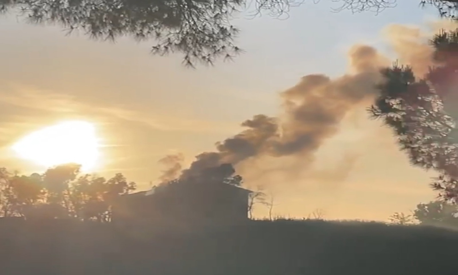 Incendio in un casale a Roma