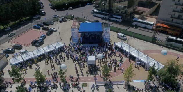 Frosinone, alle ore 12,00 circa inizia il comizio UGL, la piazza è praticamente semi vuota