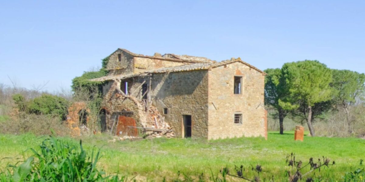 Lazio, casale agricolo