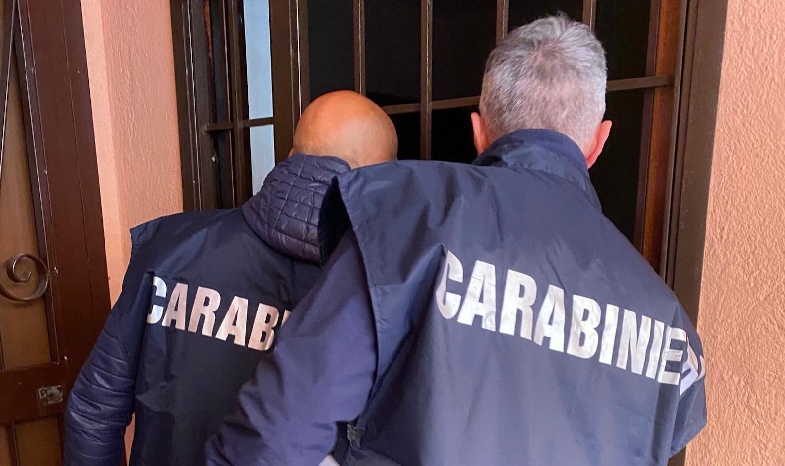 Blitz dei carabinieri a San Basilio
