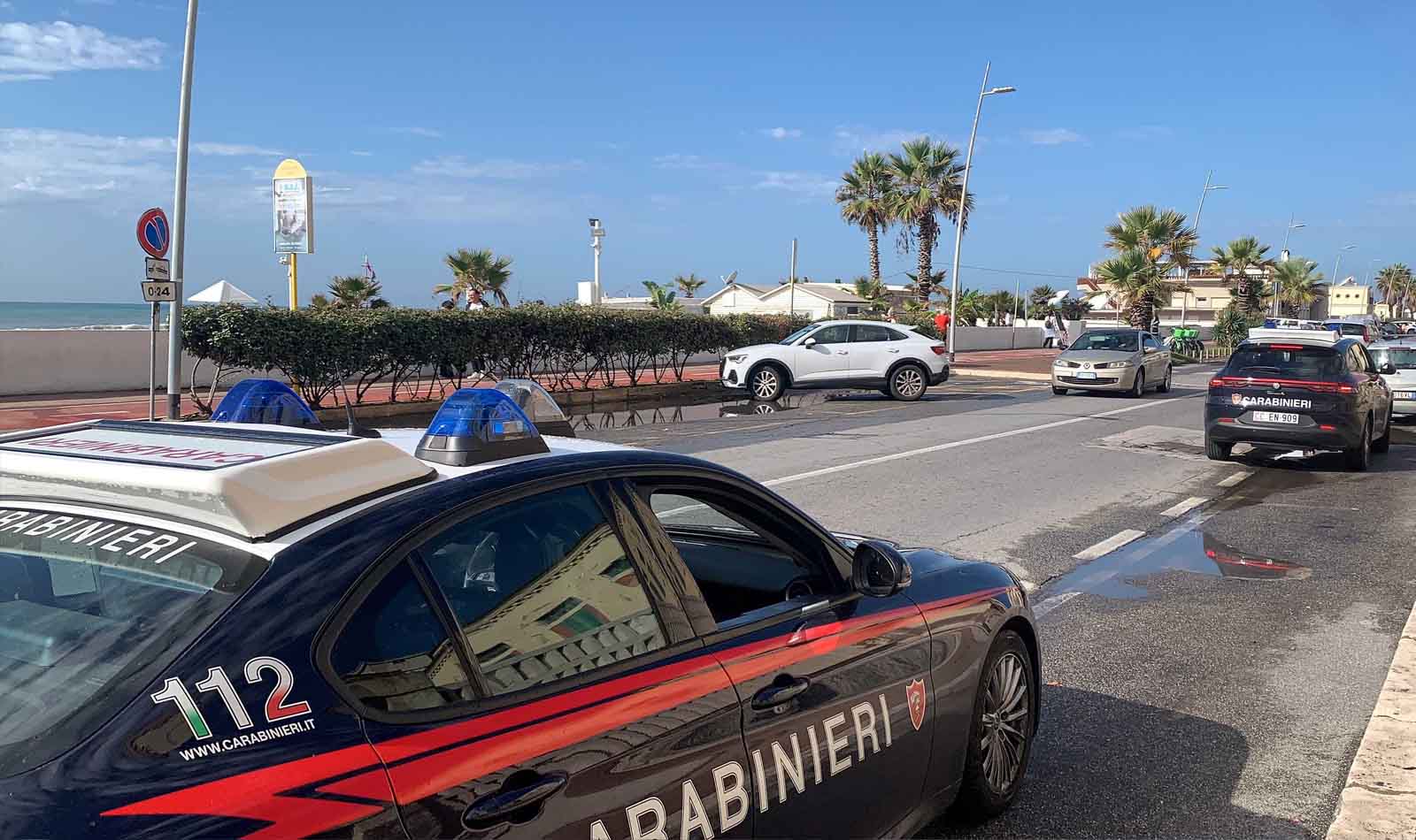 Ostia, Carabinieri in azione