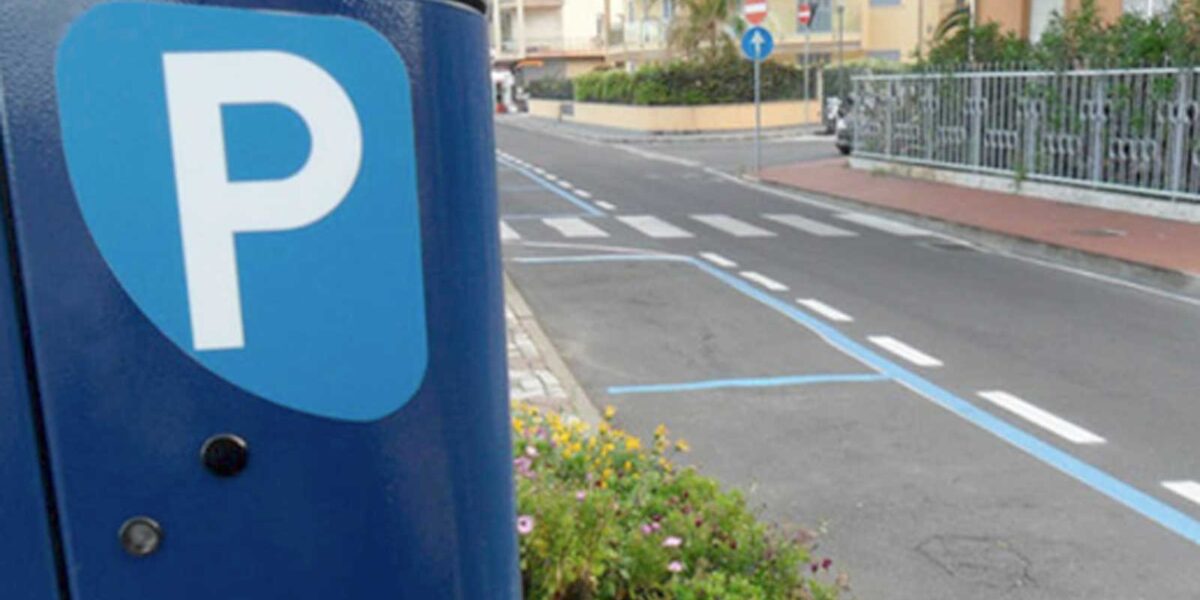 Un parcheggio di Roma che verrà controllato con sensori elettronici