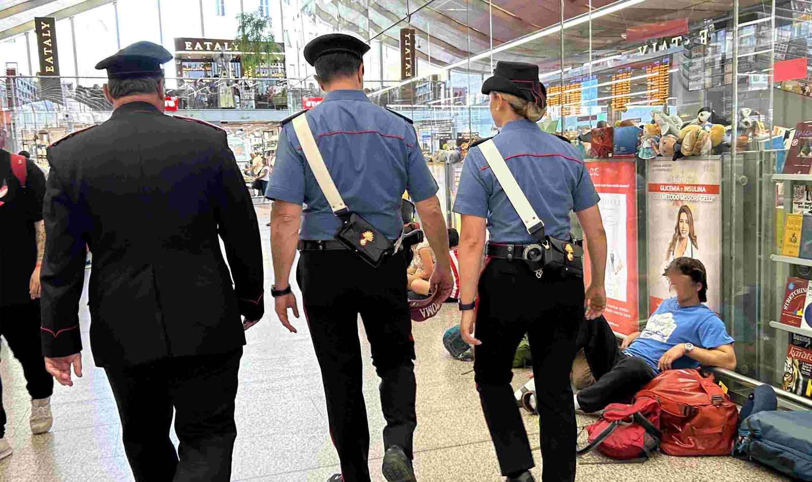 Roma, Carabinieri alla Stazione Termini