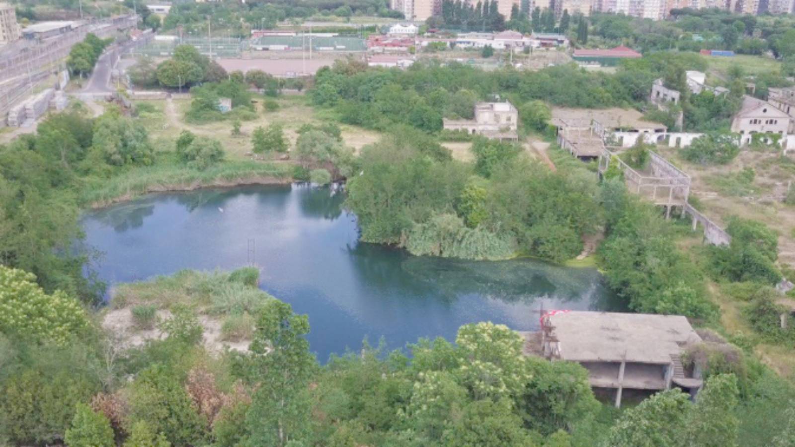 Roma, l'ex Snia Viscosa, un monumento naturale