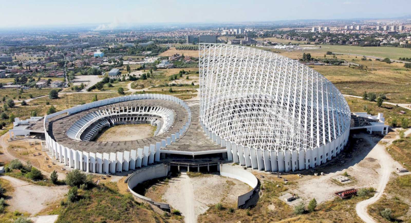 Roma, uno dei gioielli in vendita, la Vela di Calatrava