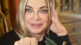 Simona Izzo: chi è, età, carriera, oggi, Ricky Tognazzi, Maurizio Costanzo, figli, foto e Instagram