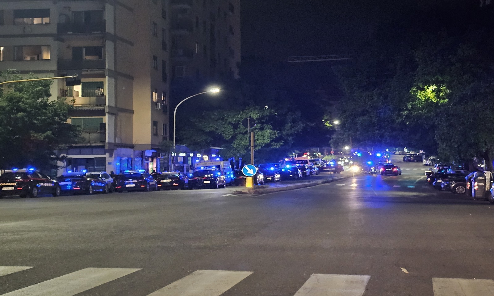 Tenta il suicidio a Roma