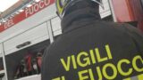 Roma, chiude la via Appia Nuova, a fuoco la fibra ottica: traffico in tilt