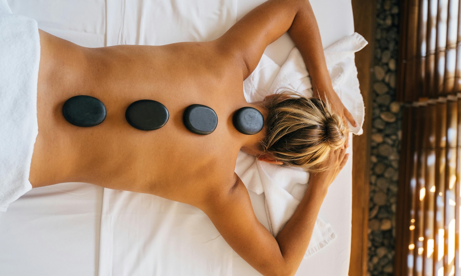 stone massage - centri olistici