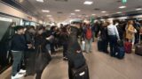 Fiumicino, finge di partire per l’Argentina, ma deruba due turisti: arrestato in aeroporto