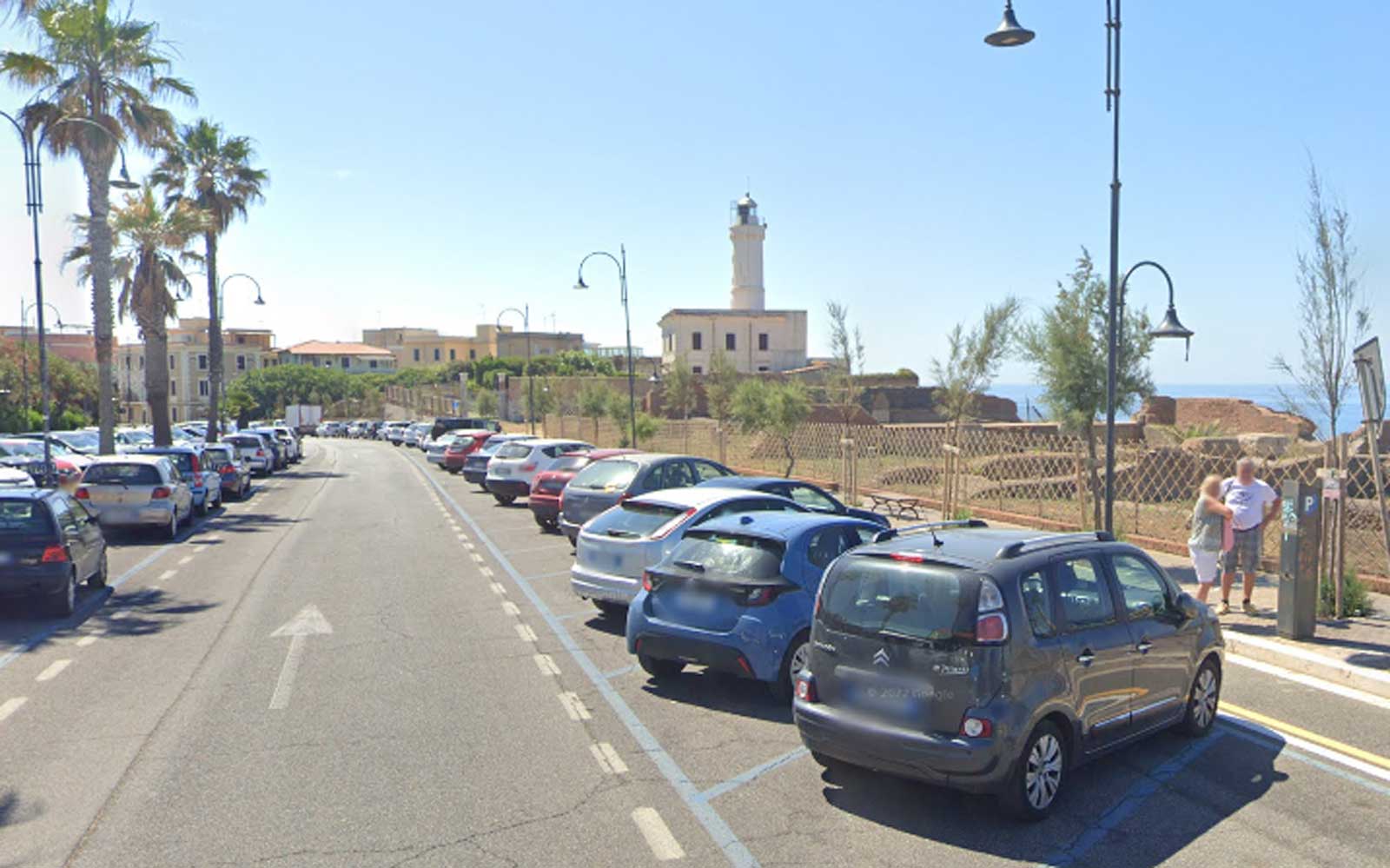 Anzio, Grotte di Nerone e Faro, foto Google Maps