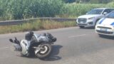 Ardea, incidente su via Niso: centauro ferito dopo scontro con una FIAT