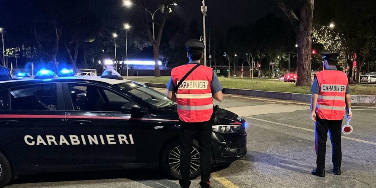 Controlli carabinieri notte