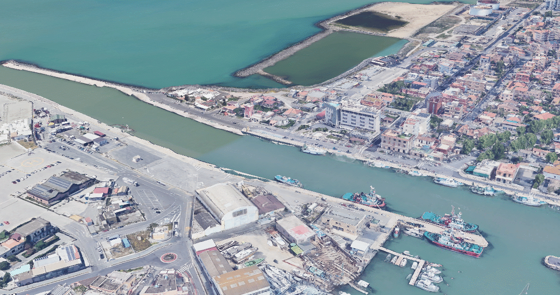 Fiumicino, il molo, foto Google Maps