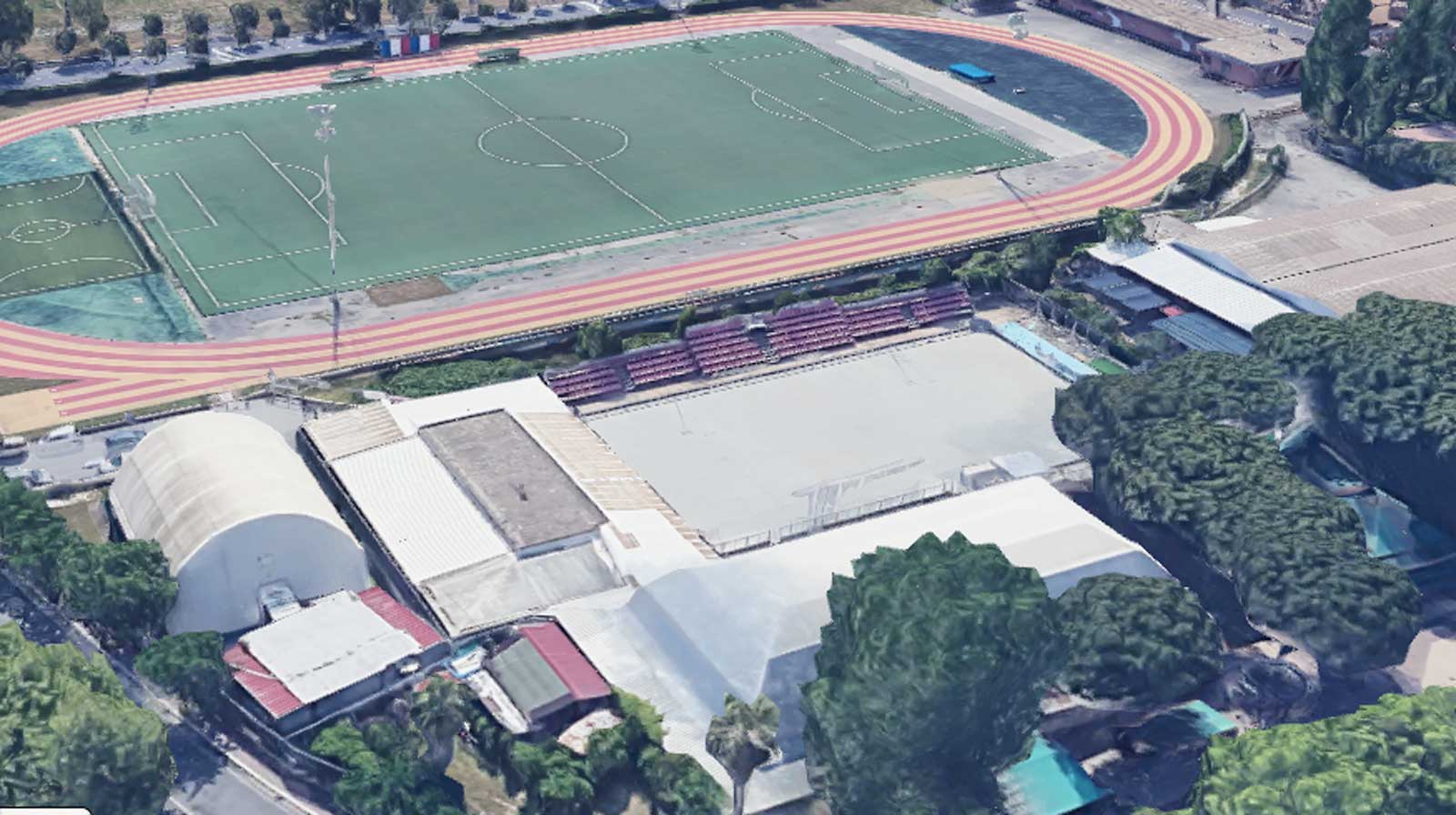 La pista di pattinaggio di Fiumicino, all'interno di Parco Cetorelli, foto Google Maps