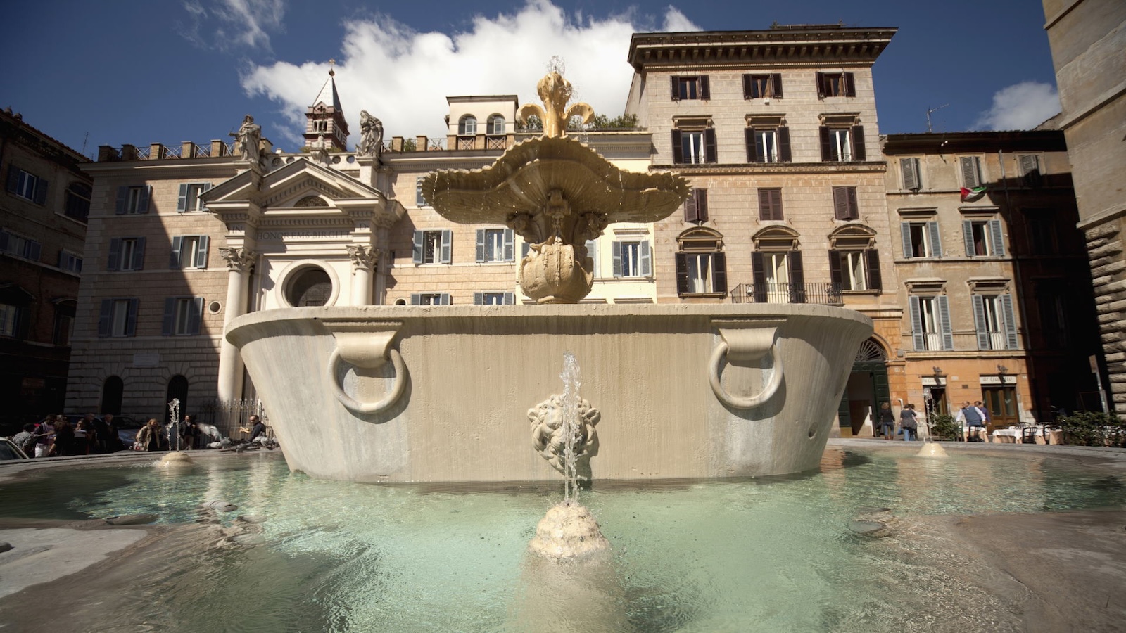 Fontana piazza farnese