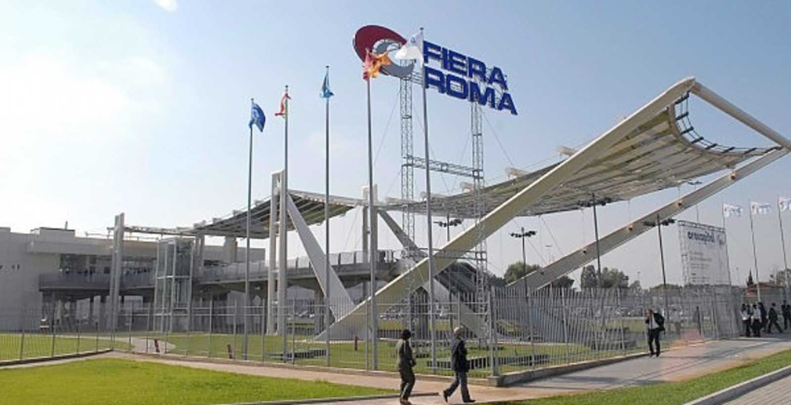 Roma, l'ingresso della Fiera dove si svolge il concorso del Campidoglio