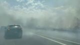 Pontina in fiamme, fumo e panico tra gli automobilisti: incendio travolge la carreggiata