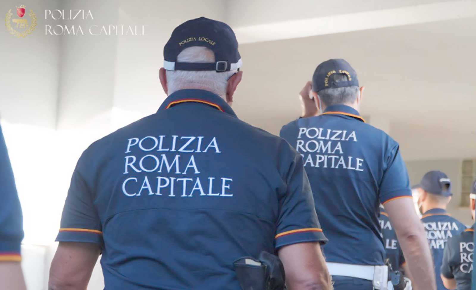 Roma, Polizia Locale in azione, foto del Campidoglio