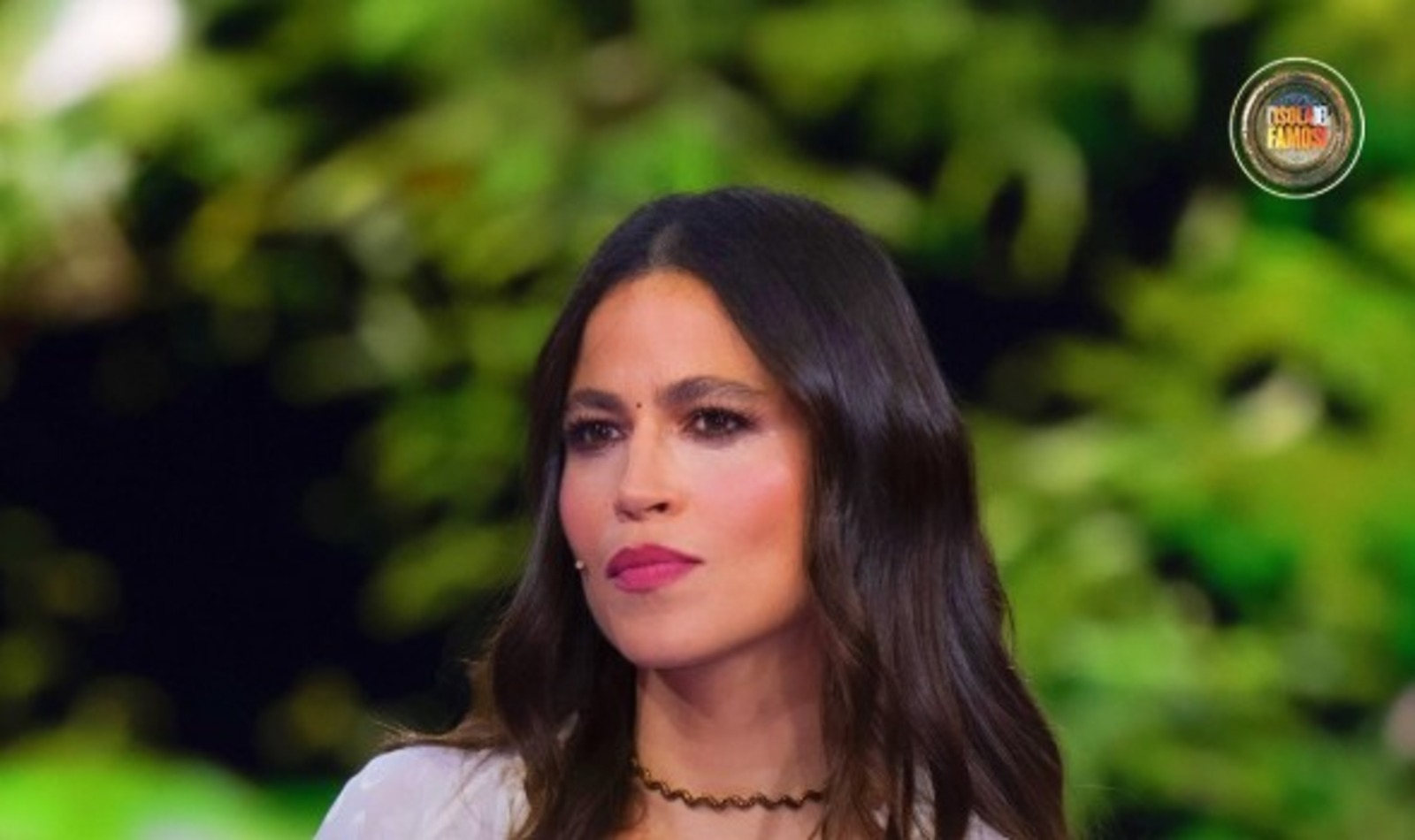 Veronica Gentili che conduce l'Isola dei Famosi
