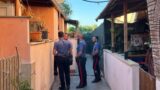 Blitz all’alba all’Infernetto: degrado e condizioni abitative al limite per 50 stranieri