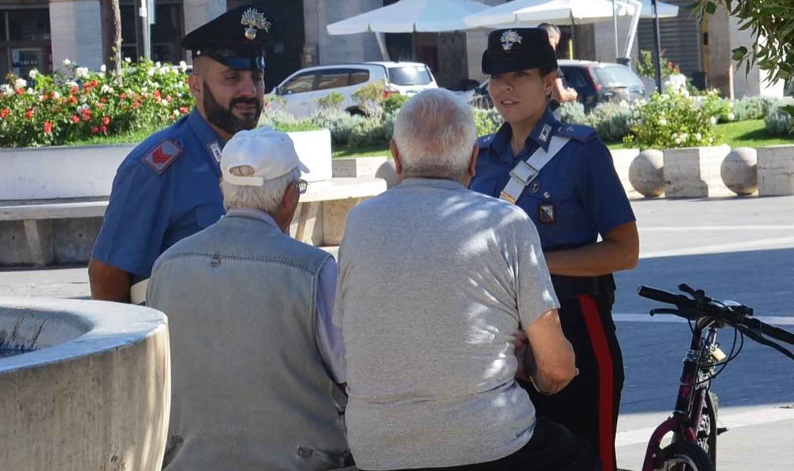 Carabinieri in azione per proteggere gli anziani