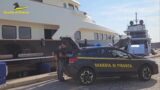 Civitavecchia, nasconde 265 chili di droga nel tir: scoperto traffico stupefacenti dalla Spagna