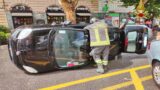 Roma, incidente stradale in via Nomentana: veicolo si ribalta, soccorsa una 80enne (FOTO)