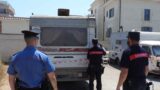Ostia, roulotte abusive e parcheggiatori irregolari: arrestato un uomo e sequestri a tappeto