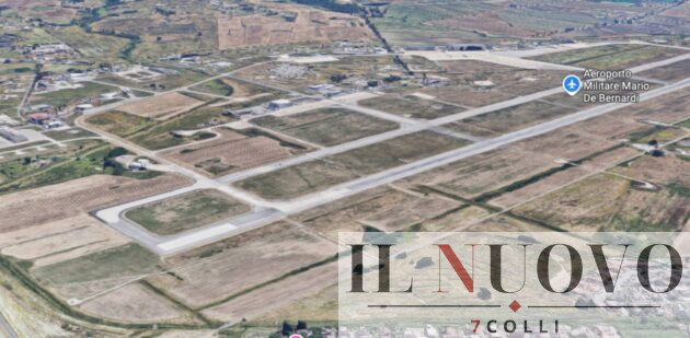 Pratica di Mare, l'aeroporto Militare di Pomezia visto dall'alto, foto Google Maps