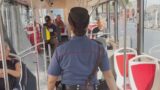 Roma, furto su un autobus, ma i ladri sbagliano vittima: fermati in cinque