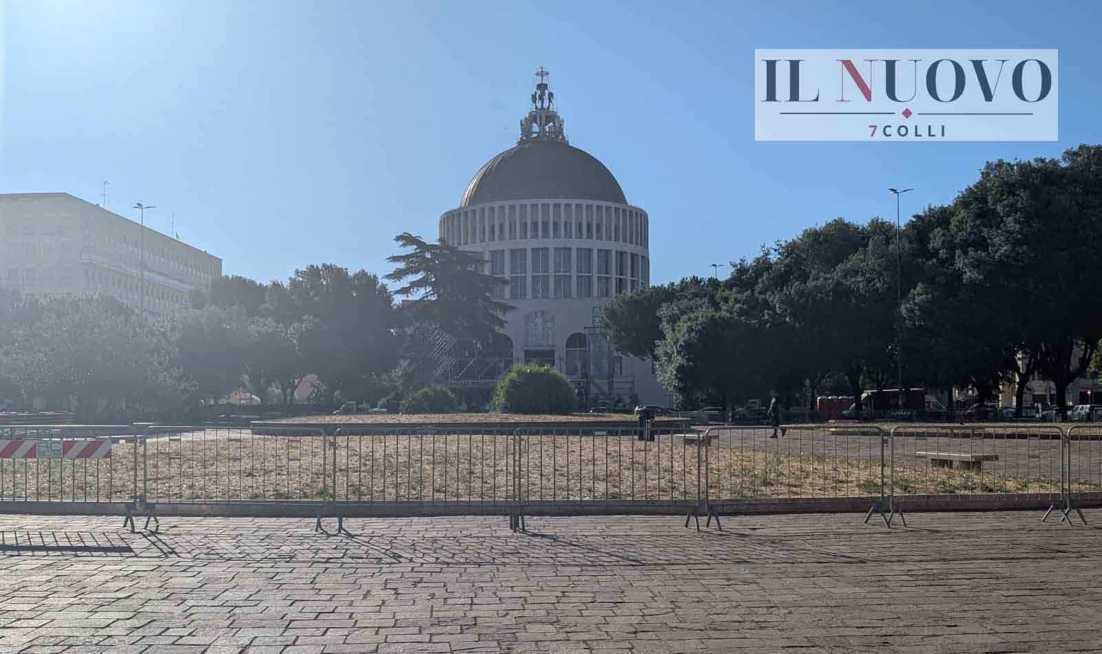 Roma, piazza Don Bosco ripulita
