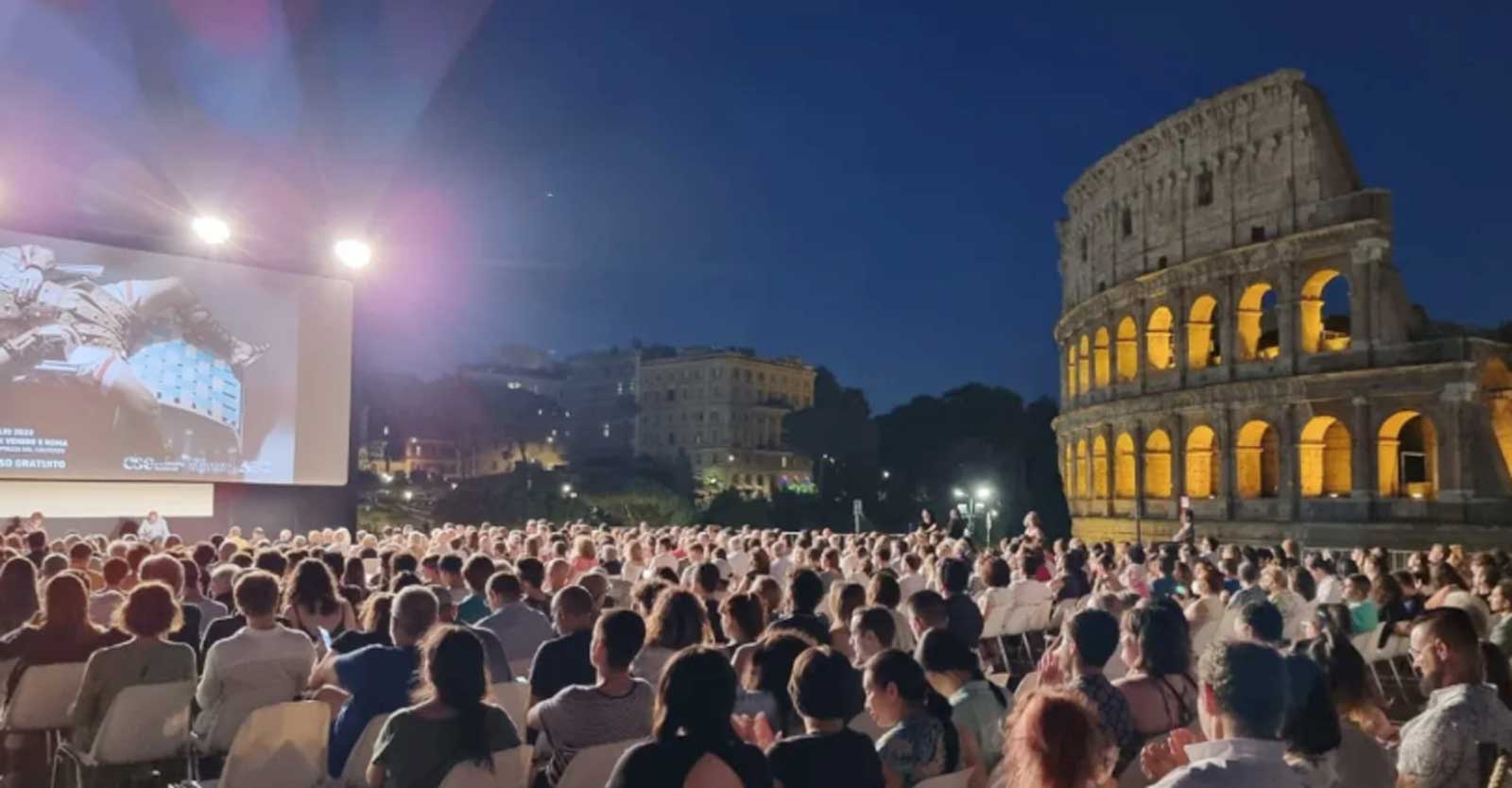 Roma, cinema vicino al Colosseo