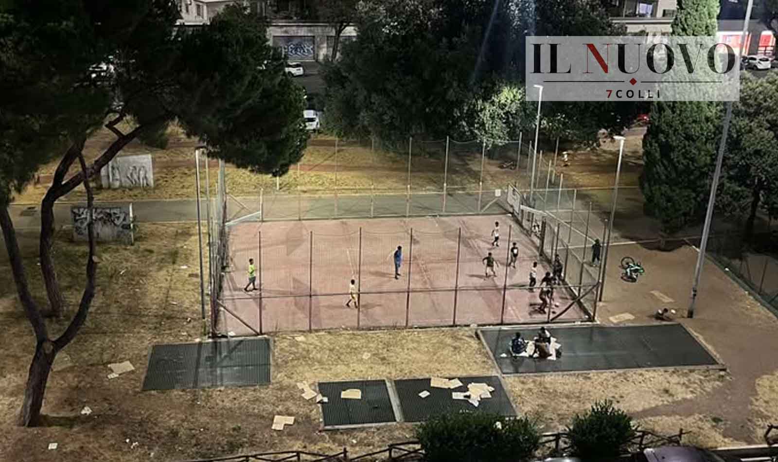 Roma, schiamazzi in piazza dei Consoli