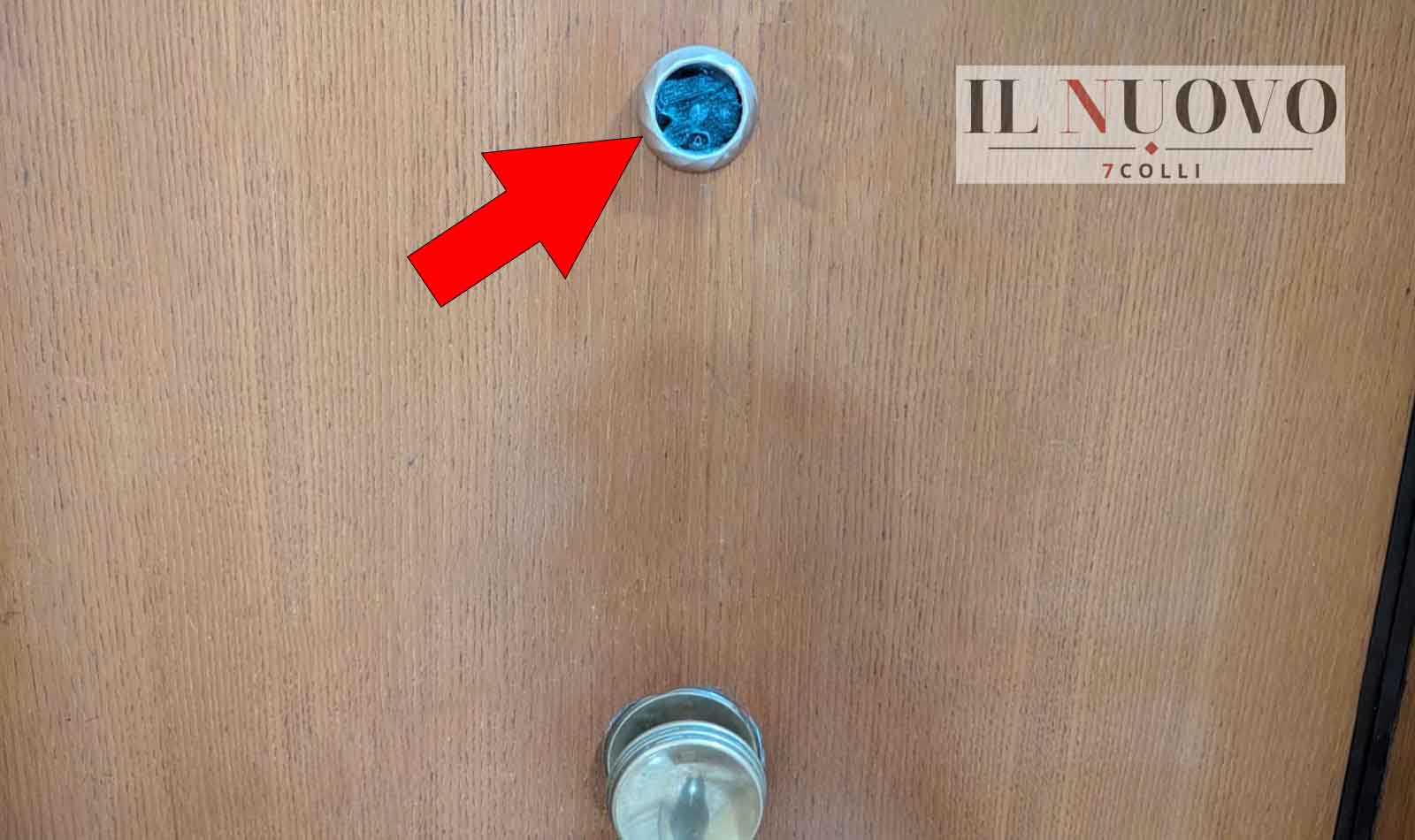 Roma, spioncino nuova tecnica dei ladri dal Pigneto a Don Bosco